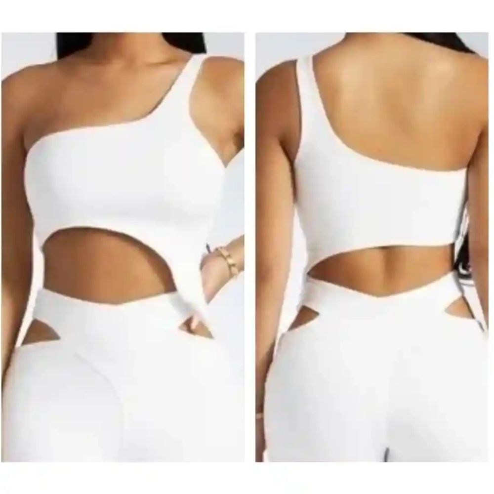 Naked Wardrobe White Smooth Side Asymmetrical Crop Top NWT Sz M NW-T2619